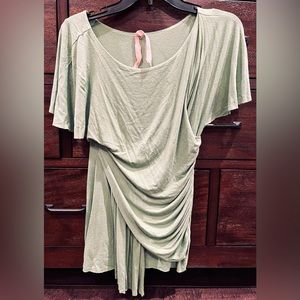 Bailey 44 Ruched Drape Flutter Top Lime Green. XS.